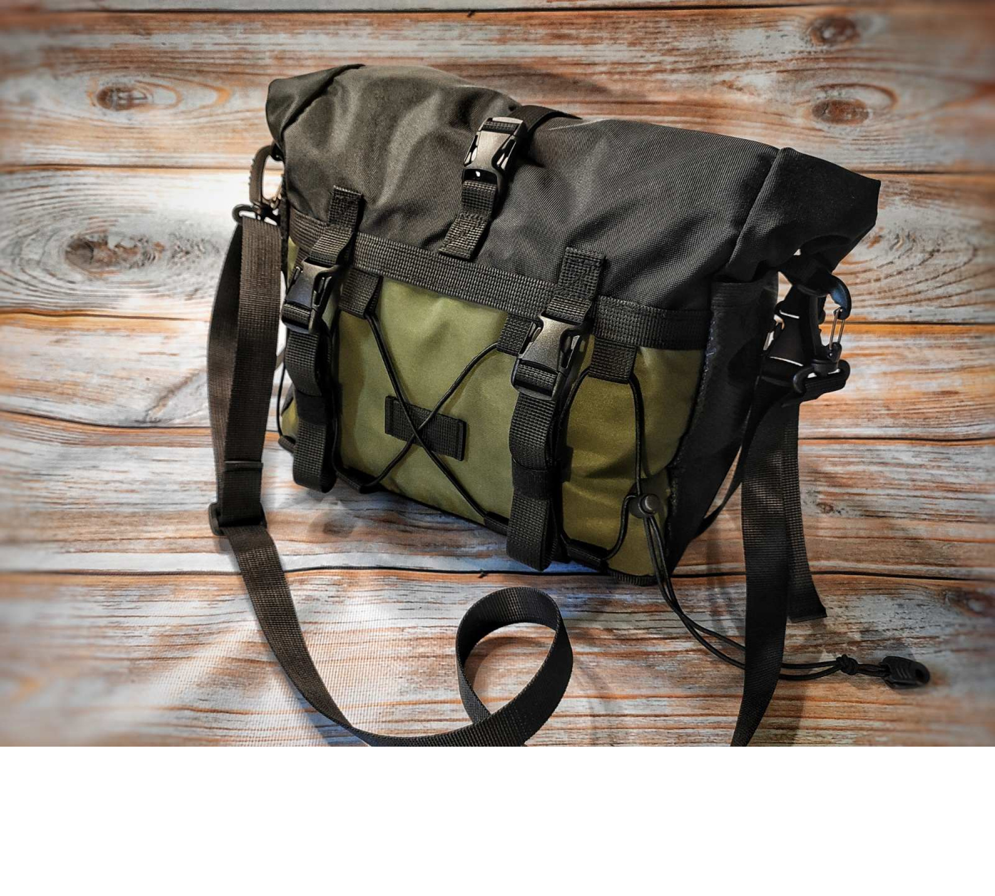 Handlebar Roll-Top Medium Bag — Urban Cycling Gear