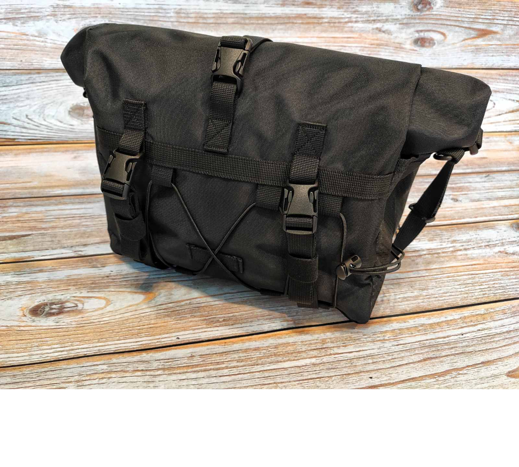 Handlebar Roll-Top Medium Bag — Urban Cycling Gear