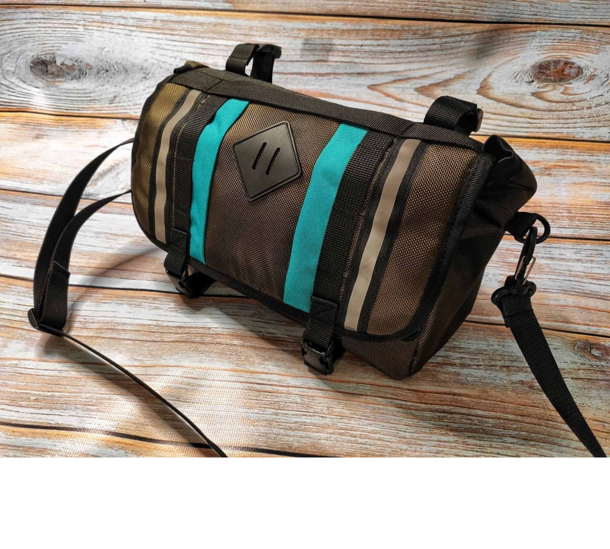 Handlebar Bag for ride trip. Cycling Bags. Bicycle handlebar bag. Gravel bag. Cycling gifts, bicycle accessories. Bicycle gear outdoors bar.