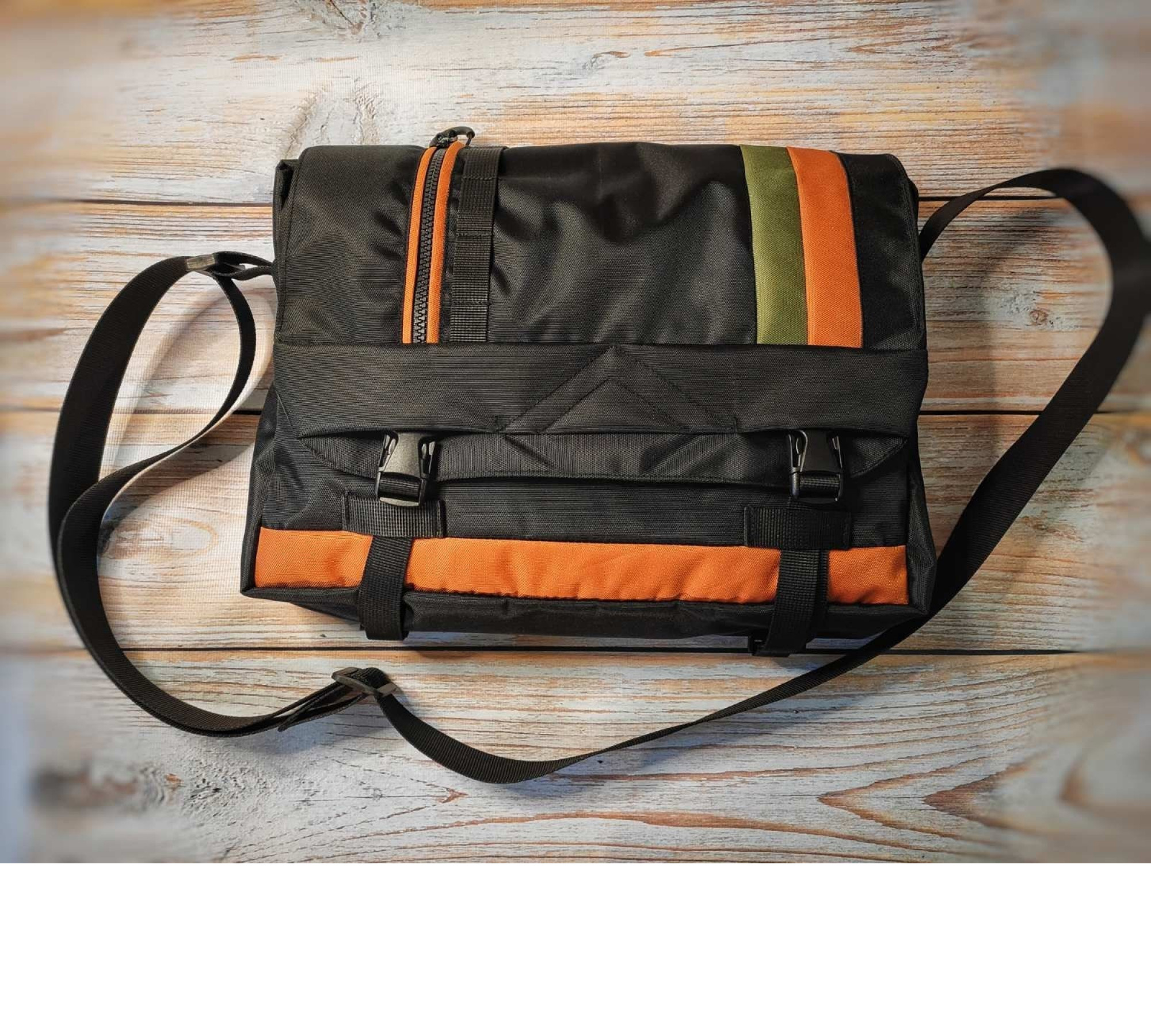 Urbanc ycling Sport Bag Gifts Messenger Bag Laptop bag gifts Weekender bag women/men Tote bag with pockets Crossbody bag Designer Urbanc ycling Sport Bag Gifts Messenger Bag Laptop bag gifts Weekender bag women/men Tote bag with pockets Crossbody bag Designer