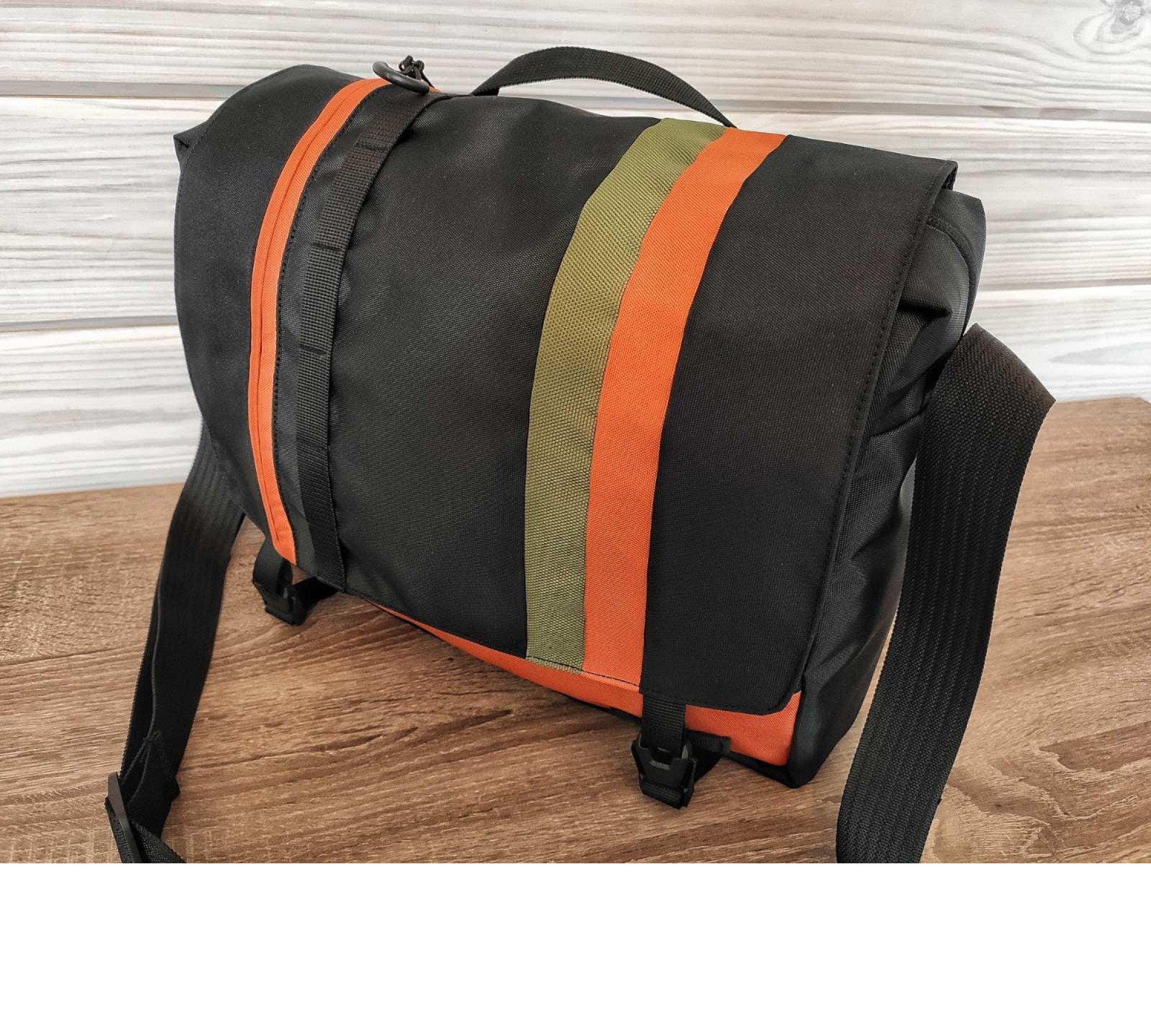 Messenger Bag Laptop bag gifts  Book bag, Weekender bag women/men. Tote bag with pockets  Crossbody bag Designer bag inch laptop travel gear