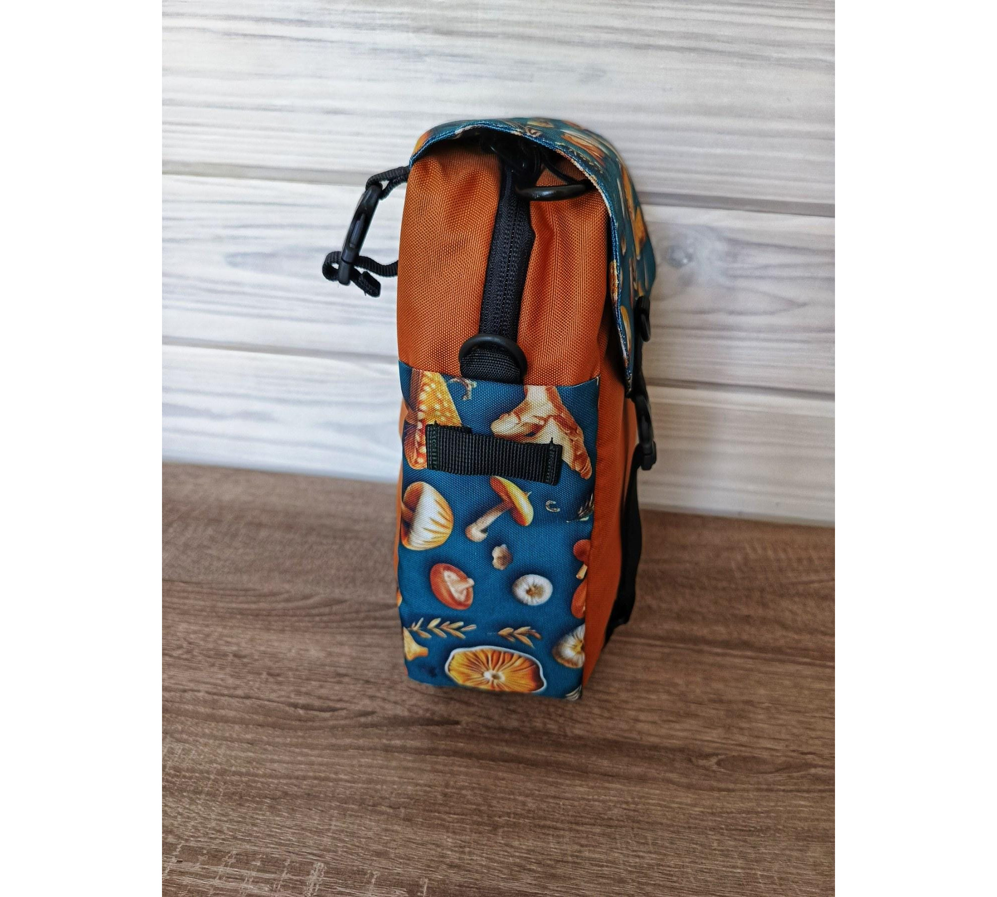 LADY Trunk Bike Bag — Women’s Rear Rack Bag by LESENOK