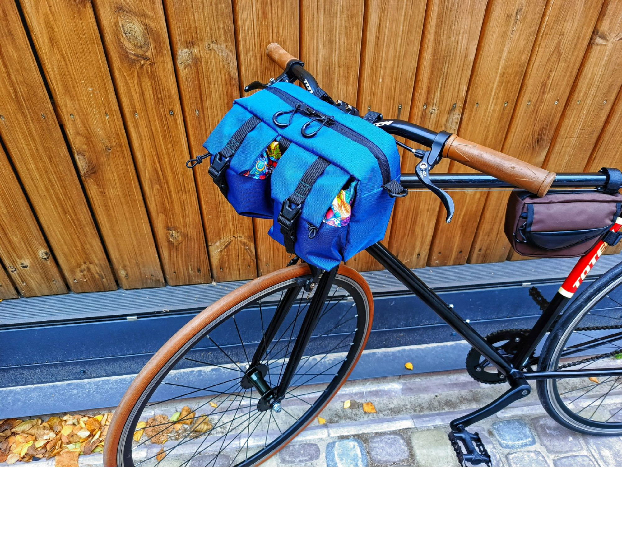 Handlebar Medium Bag — Urban Cycling Gear
