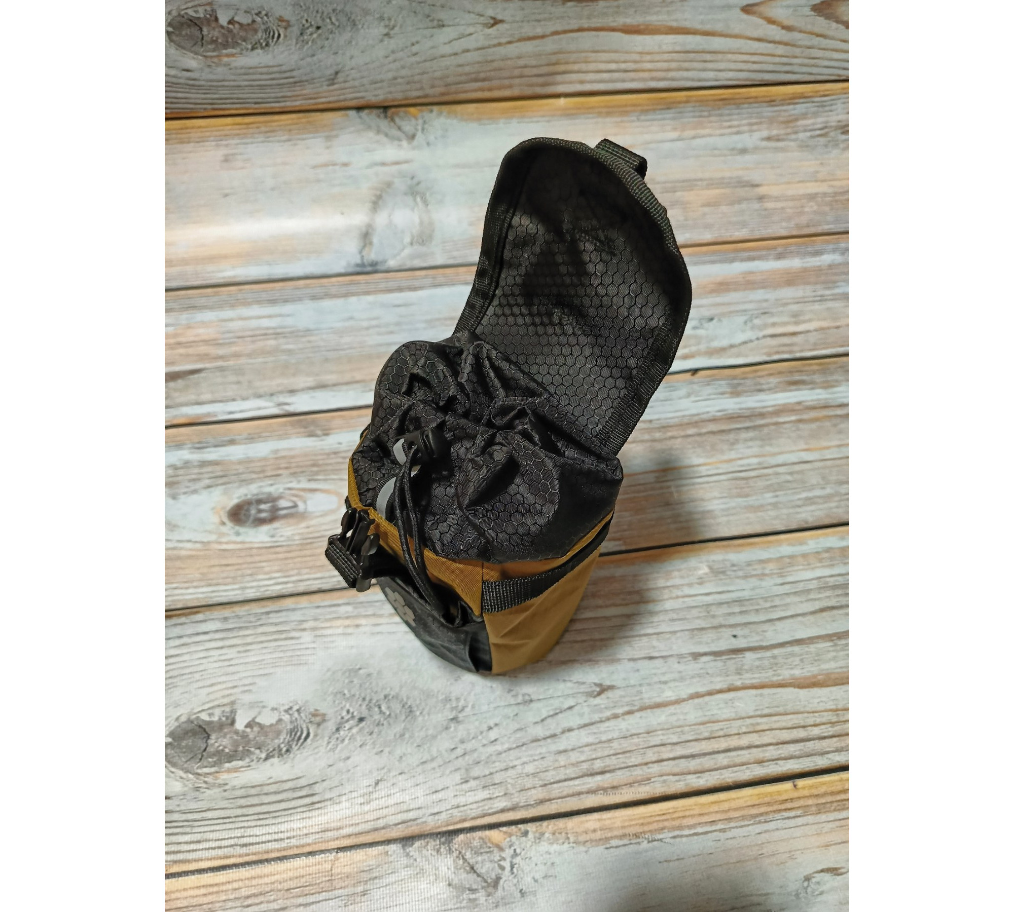 Feeder Clips Bike Feed Bag for Handlebar