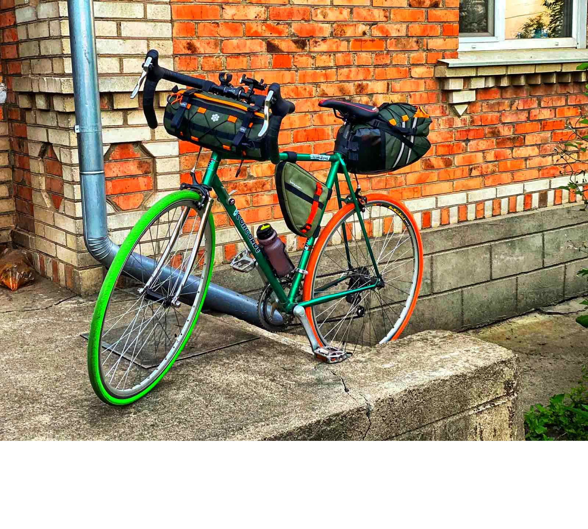  GODZI-2 Handlebar Bike Bag for Gravel & Everyday Cycling