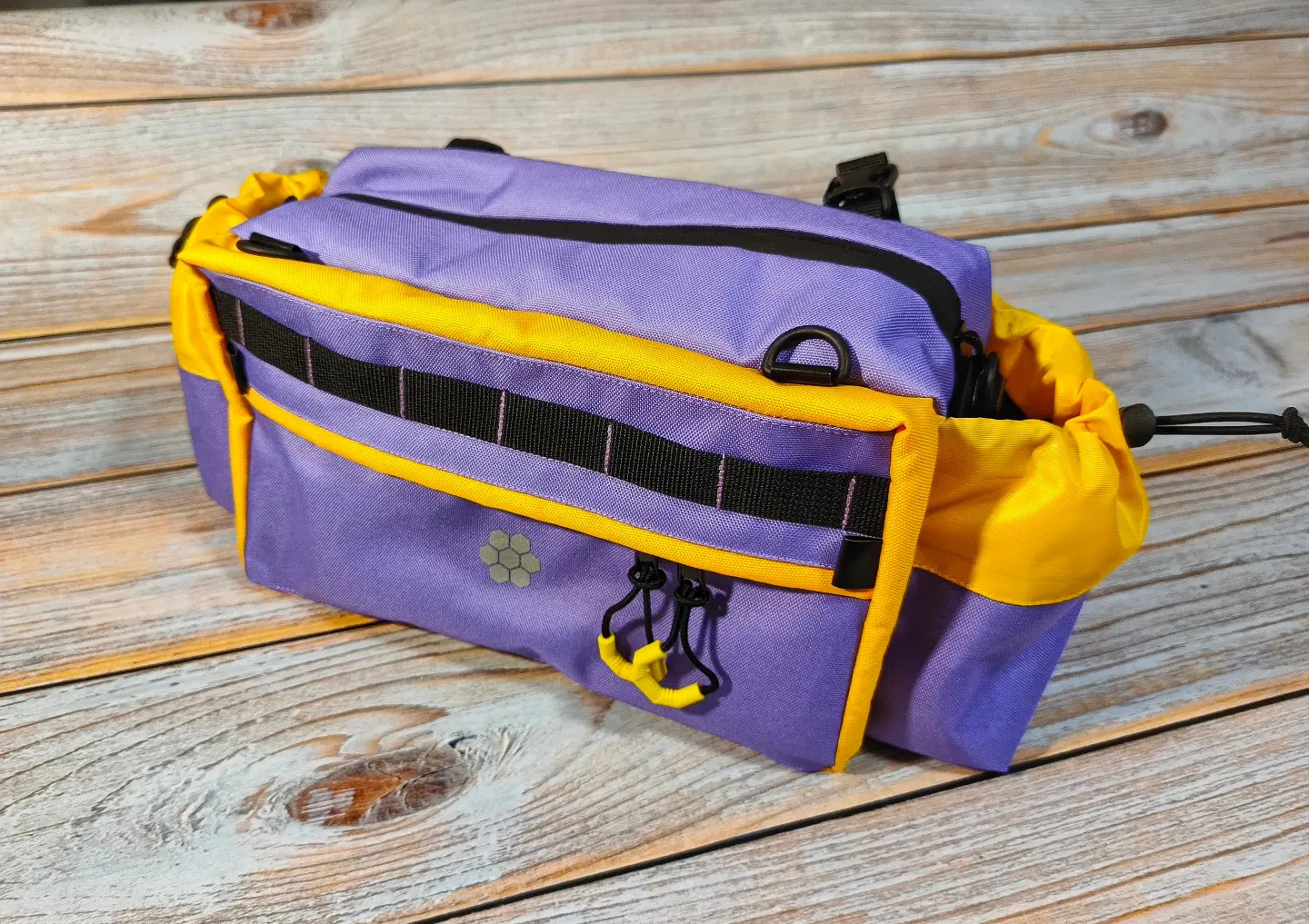 What does lavender mean to you? 💜
@lesenokbags
For us, it feels like calmness, freedom, softness, and a little bit of ma