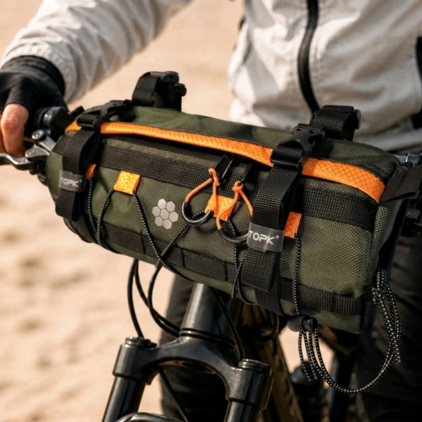 The handlebar bag you'll use every day. 🚴‍♂️
@lesenokbags
Perfect for city commutes, gravel adventures, and weekend esca