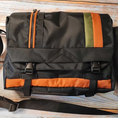Messenger bike bag urban cycling Lesenok